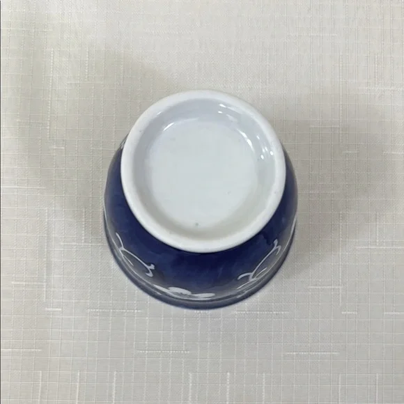 Elegant Blue Floral Tea Cup - Picture 5 of 7